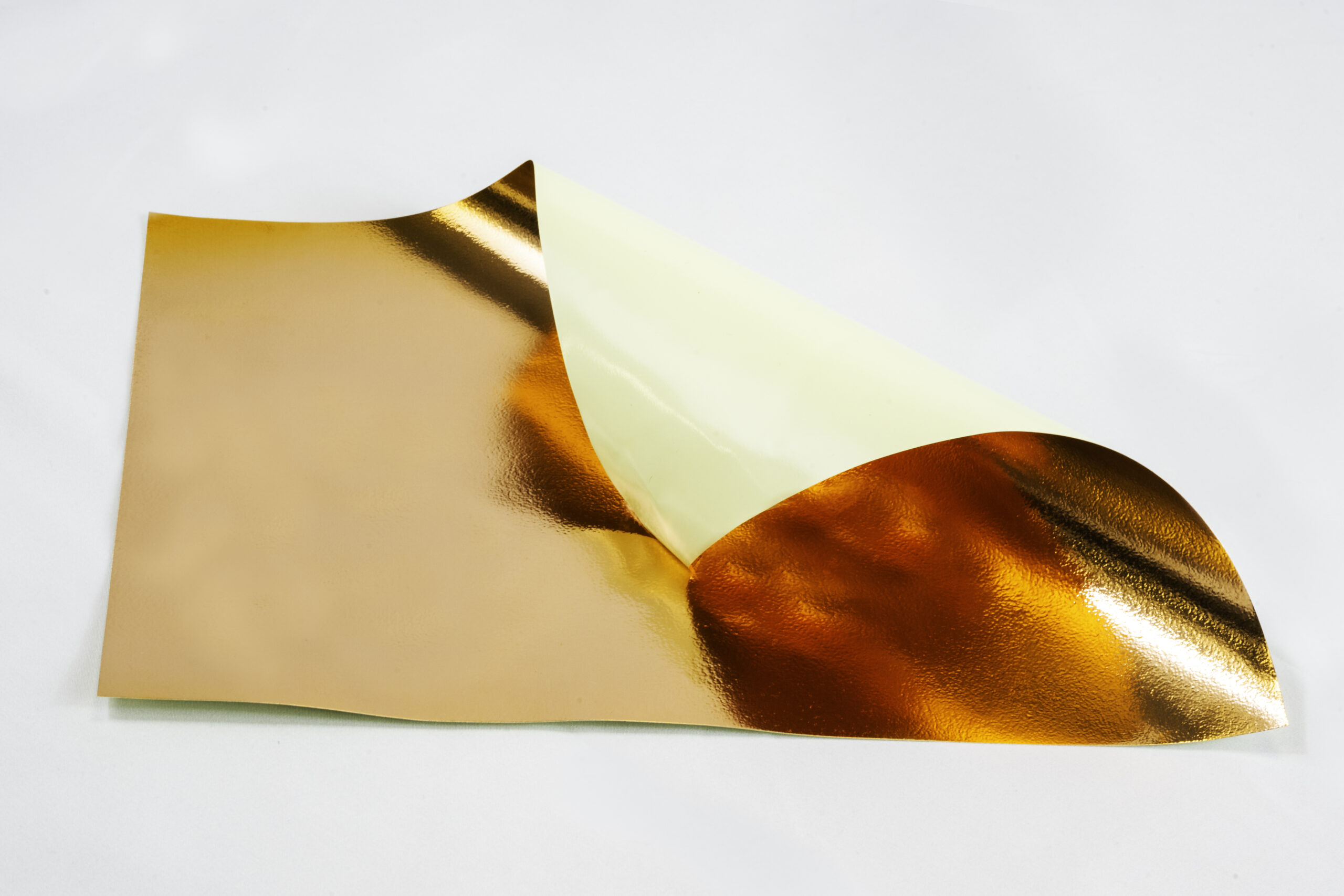 AeroZero Copper Clad Laminate for RF Transparent Applications